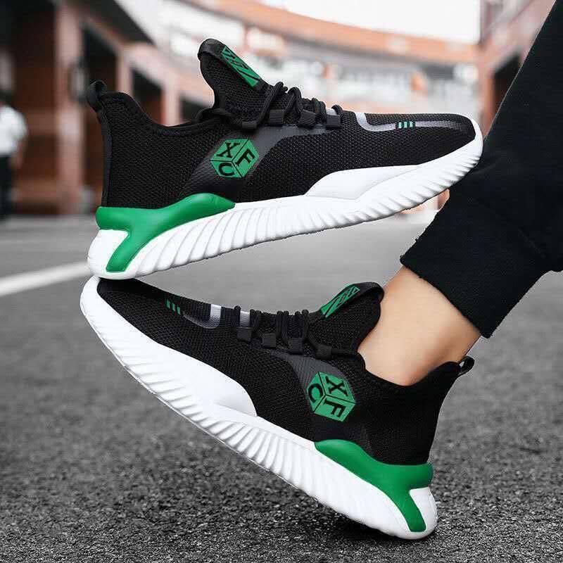 Ready stock New men's shoes summer fashion all-match running shoes men's lightweight mesh breathable outdoor leisure sports shoes